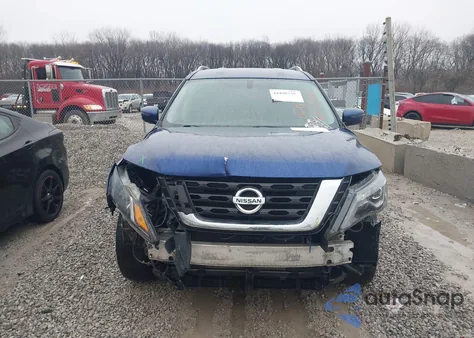 2020 Nissan Pathfinder S 4Wd z USA, uszkodzony, nr VIN 5N1DR2AM7LC623053